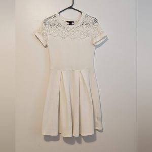 Impress | White A-line Dress